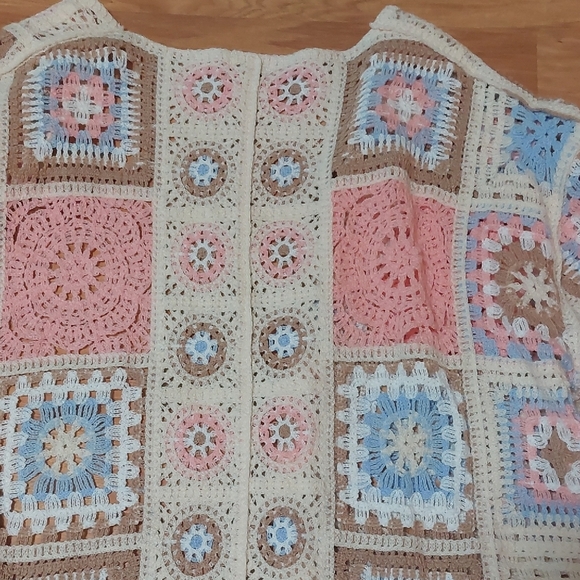 POL Pastel Open Front Granny Square Cardigan. NWOT - Picture 4 of 5